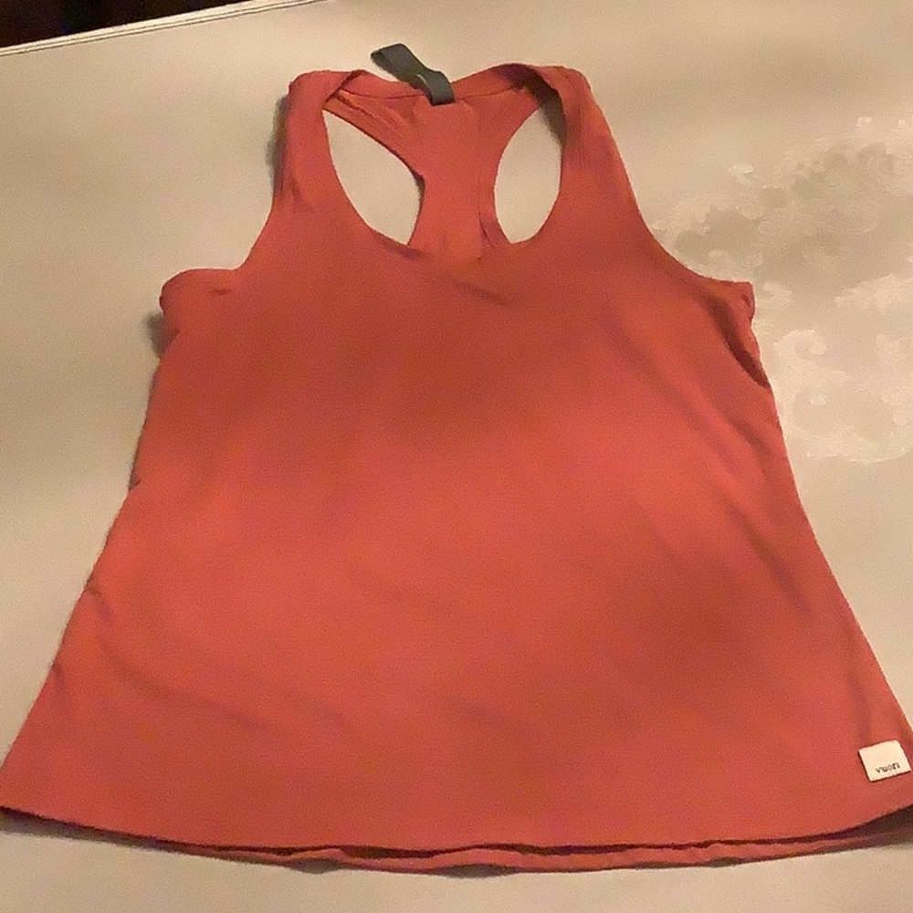 NWOT Vuori tank in Sierra Heather
